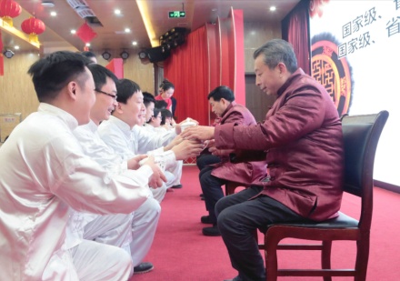 5年师承全程服务（协助找老师+公证备案+理论学习+报考指导） 