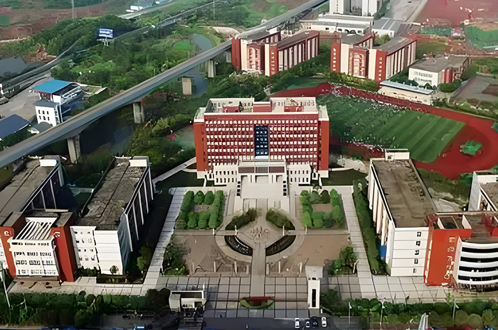 重庆经贸中等专业学校校区环境