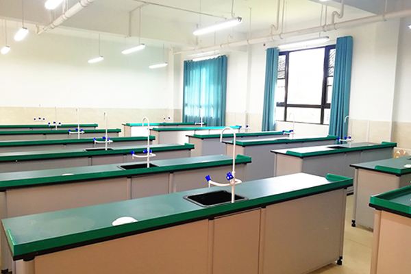 南通启迪外国语学校校区环境