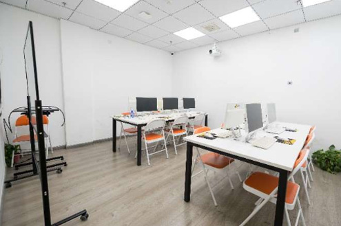 上海可达鸭编程教育校区环境