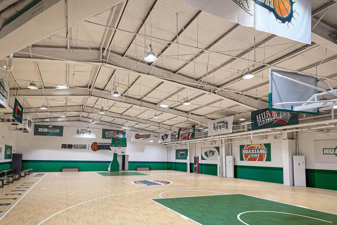 上海花香盛世体育校区环境