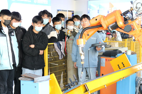 合肥蓝柏匠才校区环境