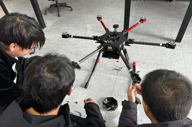 深圳鑫翔无人机校区环境