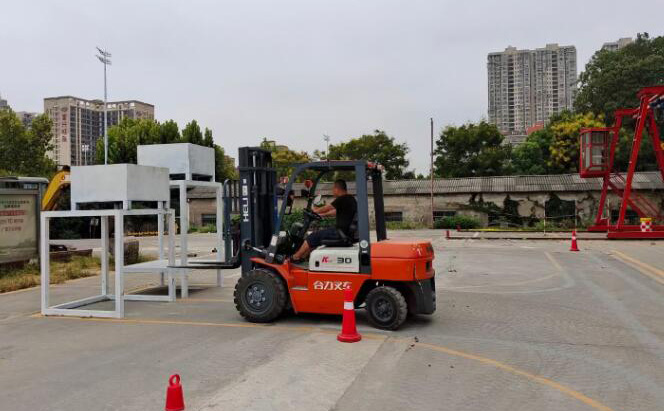 长沙汇雅挖机叉车培训学校校区环境