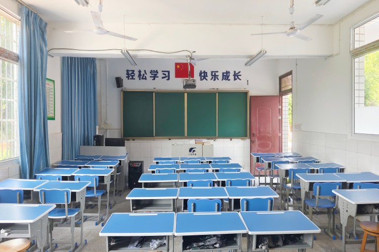 四川叛逆管教学校教学区