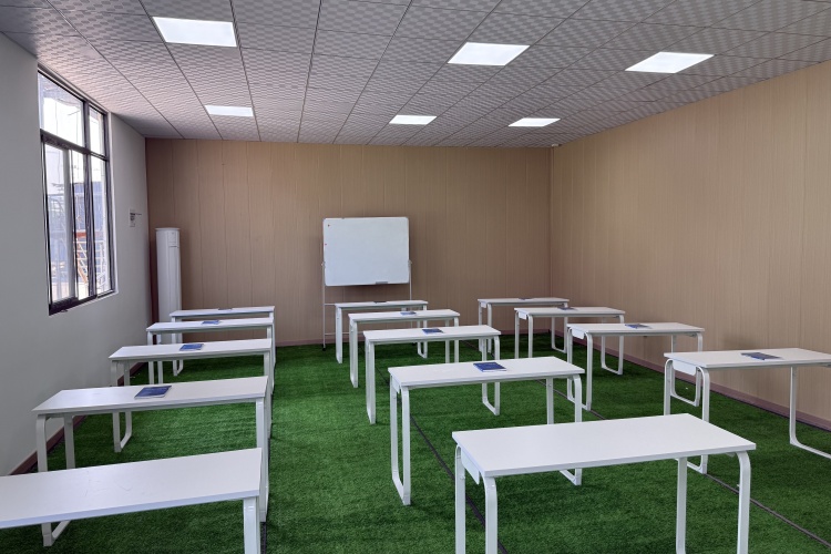 西安城翼讯无人机训练室