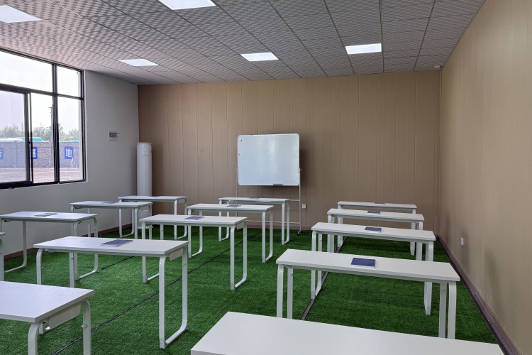 西安城翼讯无人机训练室