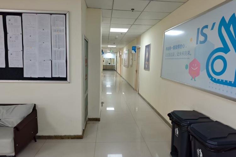 洛阳彩虹教育走廊