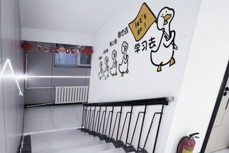 太原宏楼教育环境图