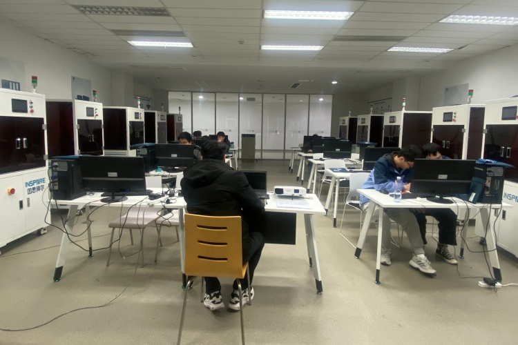 苏州因思拜尔教育PLC教室