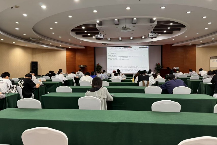 南京状元兔公考