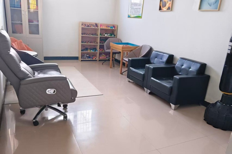 郑州爱德思睿教育环境图