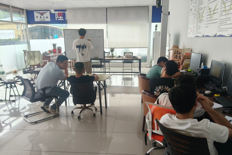 上海酷飞鲨无人机