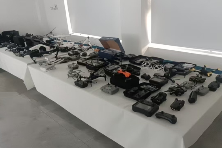 上海福飞客无人机