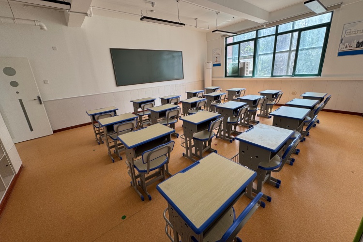 郑州优实力教育环境图