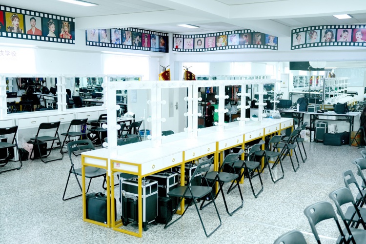 北京东方丽人化妆教室