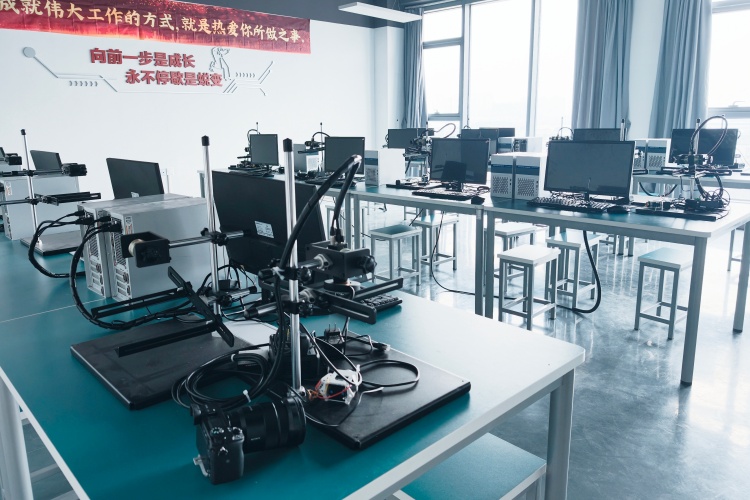 杭州鸿富技加职业技能培训学校
