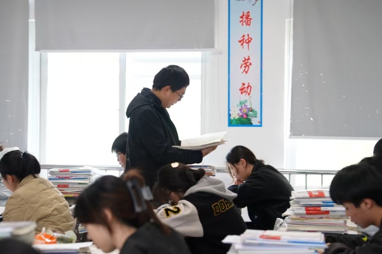 无锡太湖复读学校