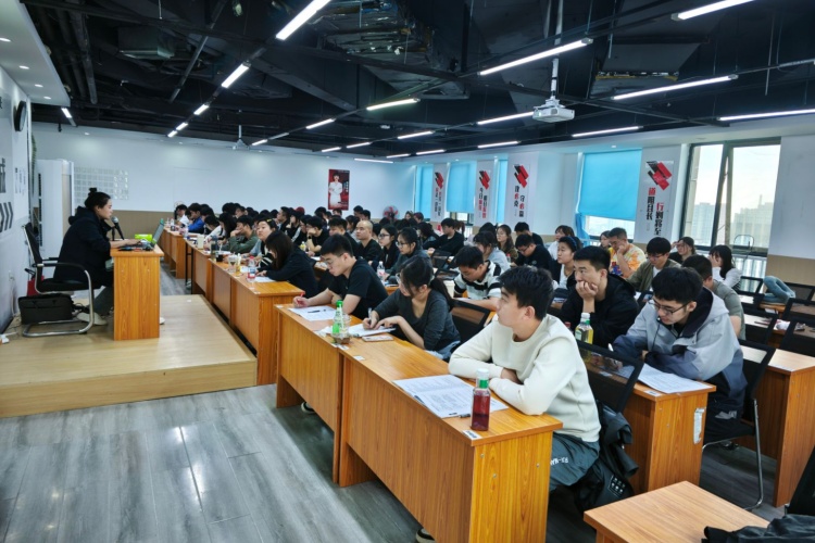 哈尔滨雪恒吉学公考