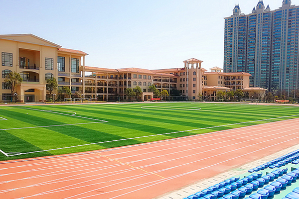 南通启迪外国语学校