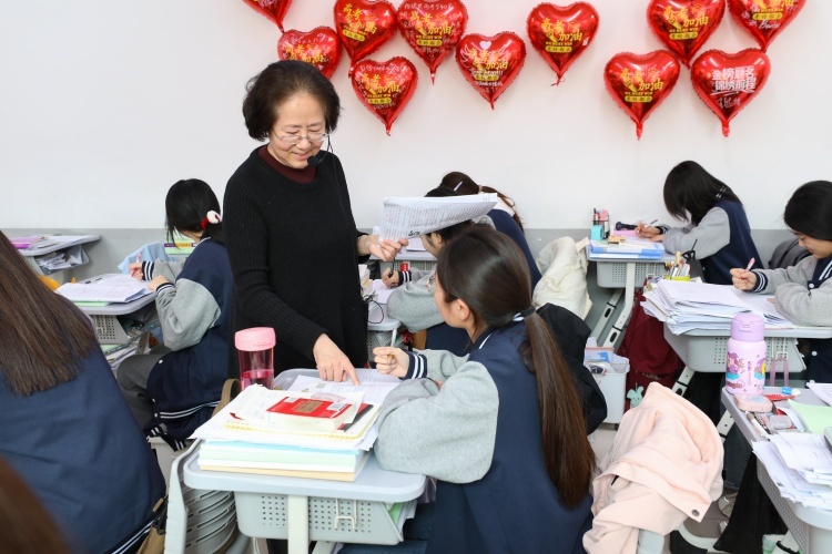 沈阳新励成高考培训学校